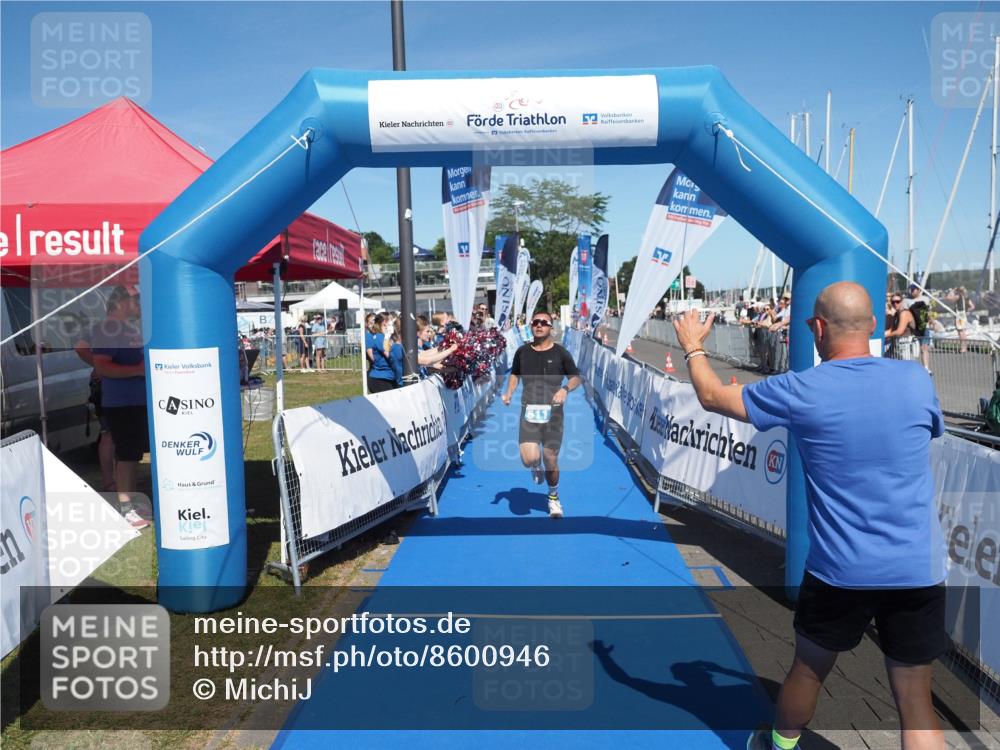 17.08.2025 - KN Förde Triathlon 2025 MichiJ http://msf.ph/oto/8600946 17.08.2025 14:06:12 Laufen 511 meine-sportfotos.de