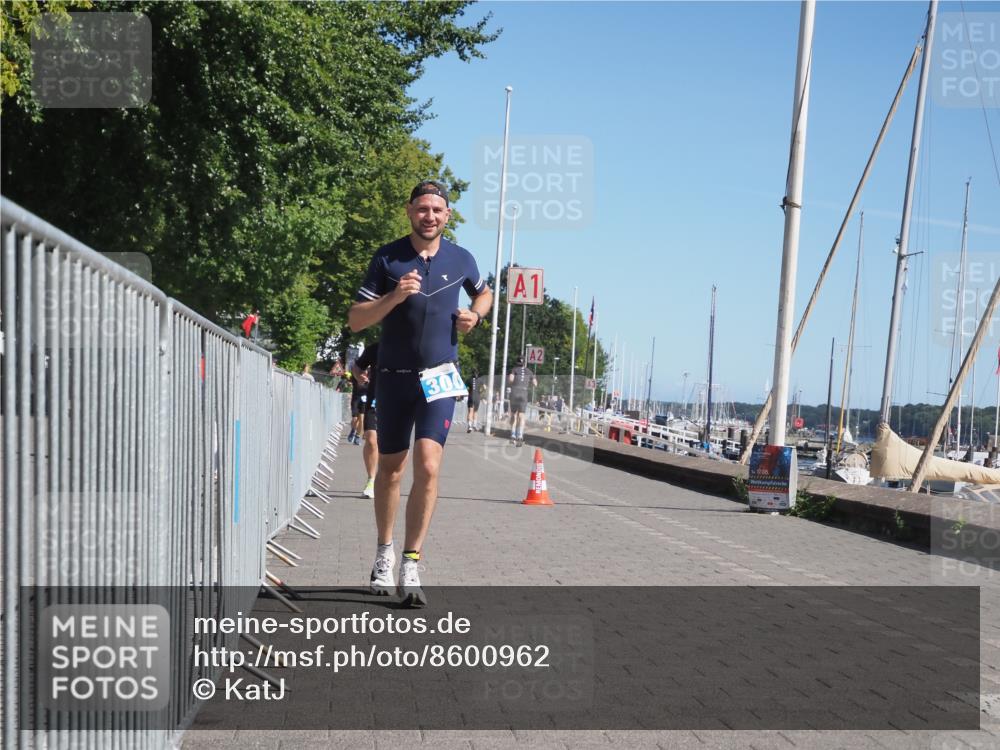 17.08.2025 - KN Förde Triathlon 2025 KatJ http://msf.ph/oto/8600962 17.08.2025 11:53:08 Laufen 300, 312, 339, 607 meine-sportfotos.de