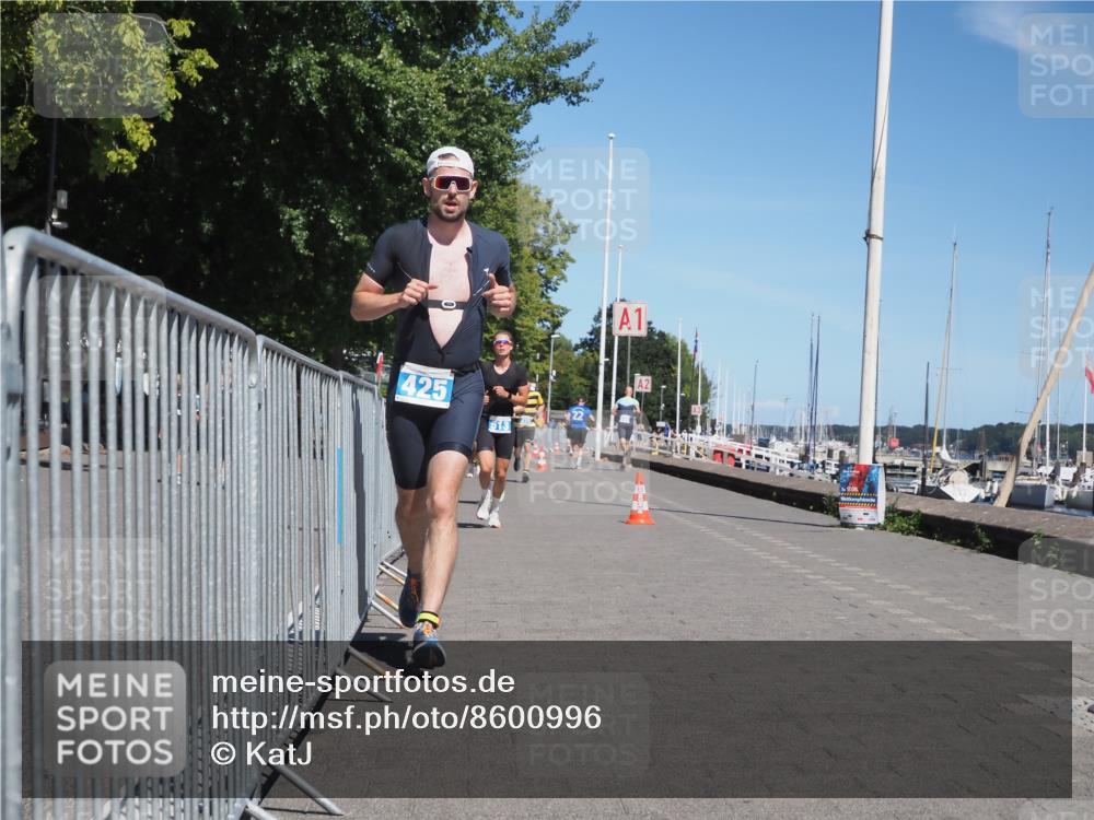 17.08.2025 - KN Förde Triathlon 2025 KatJ http://msf.ph/oto/8600996 17.08.2025 13:42:18 Laufen 425, 470, 512, 513, 528 meine-sportfotos.de