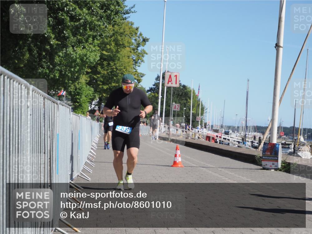 17.08.2025 - KN Förde Triathlon 2025 KatJ http://msf.ph/oto/8601010 17.08.2025 11:53:11 Laufen 300, 339, 341 meine-sportfotos.de