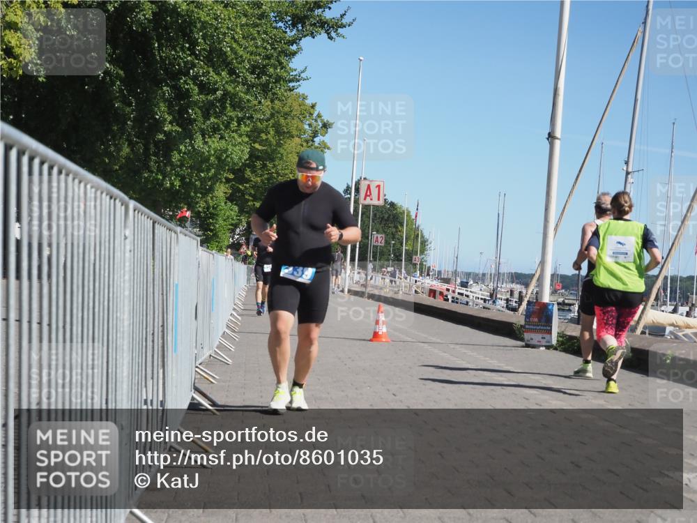17.08.2025 - KN Förde Triathlon 2025 KatJ http://msf.ph/oto/8601035 17.08.2025 11:53:12 Laufen 300, 339, 341, 379 meine-sportfotos.de