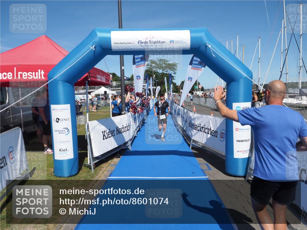 17.08.2025 - KN Förde Triathlon 2025 MichiJ http://msf.ph/oto/8601074 17.08.2025 14:06:59 Laufen 542 meine-sportfotos.de
