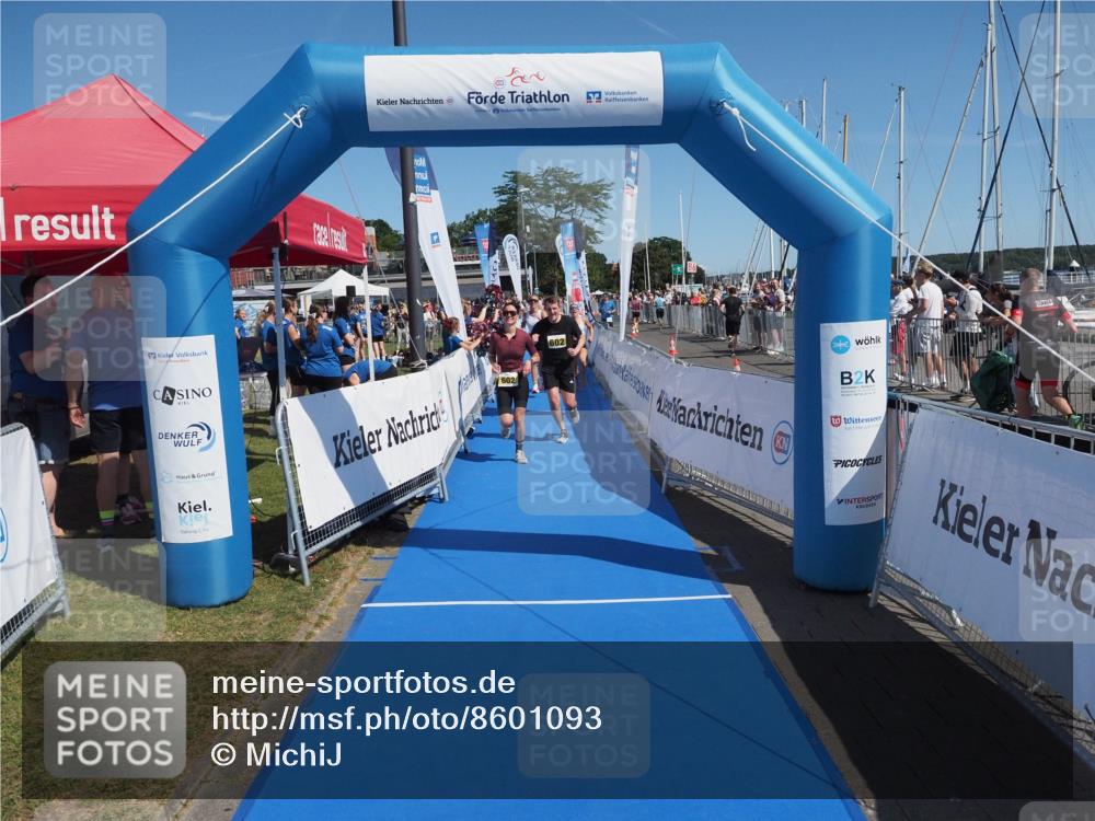 17.08.2025 - KN Förde Triathlon 2025 MichiJ http://msf.ph/oto/8601093 17.08.2025 12:16:59 Laufen 362, 602, 623 meine-sportfotos.de