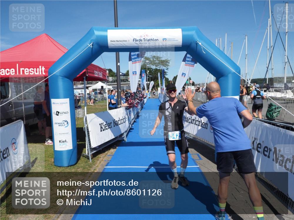 17.08.2025 - KN Förde Triathlon 2025 MichiJ http://msf.ph/oto/8601126 17.08.2025 14:07:00 Laufen 542 meine-sportfotos.de