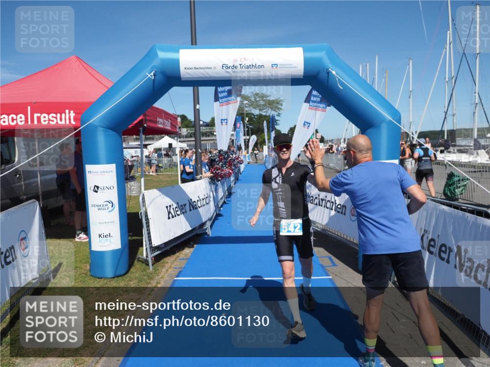 17.08.2025 - KN Förde Triathlon 2025 MichiJ http://msf.ph/oto/8601130 17.08.2025 14:07:00 Laufen 542 meine-sportfotos.de