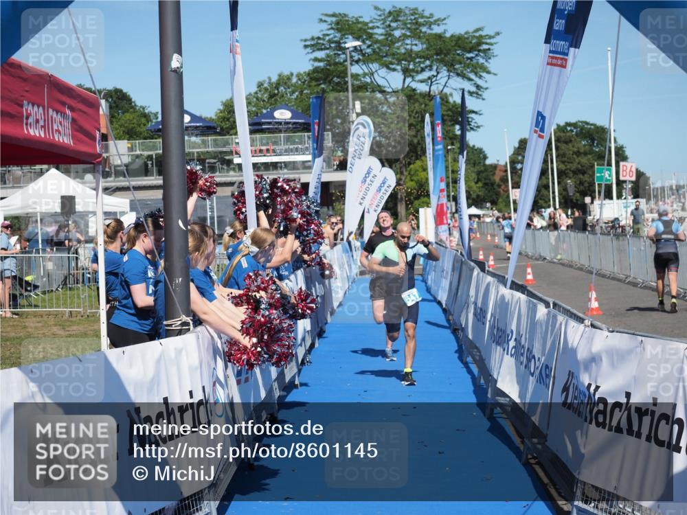 17.08.2025 - KN Förde Triathlon 2025 MichiJ http://msf.ph/oto/8601145 17.08.2025 14:07:06 Laufen 484, 547 meine-sportfotos.de