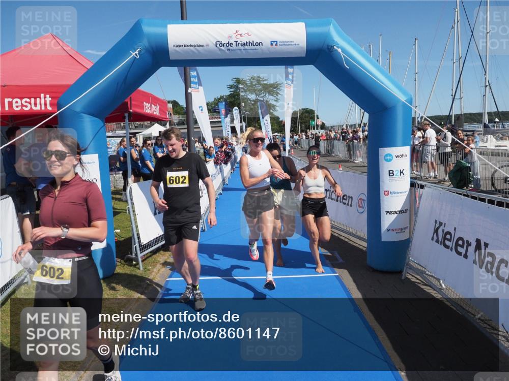 17.08.2025 - KN Förde Triathlon 2025 MichiJ http://msf.ph/oto/8601147 17.08.2025 12:17:01 Laufen 362, 602, 623 meine-sportfotos.de