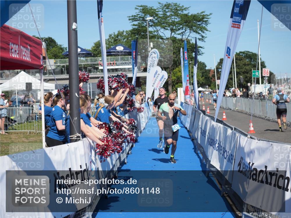 17.08.2025 - KN Förde Triathlon 2025 MichiJ http://msf.ph/oto/8601148 17.08.2025 14:07:06 Laufen 484, 547 meine-sportfotos.de