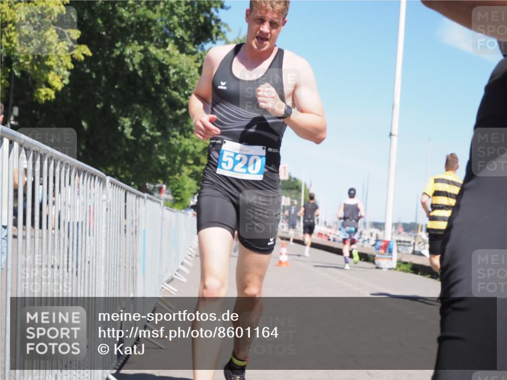 17.08.2025 - KN Förde Triathlon 2025 KatJ http://msf.ph/oto/8601164 17.08.2025 13:42:31 Laufen 426, 511, 517, 520 meine-sportfotos.de