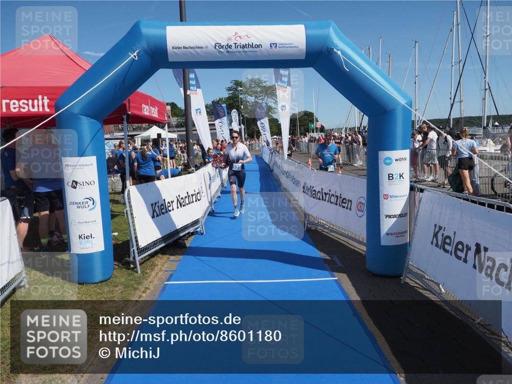 17.08.2025 - KN Förde Triathlon 2025 MichiJ http://msf.ph/oto/8601180 17.08.2025 12:17:06 Laufen 328, 602, 623 meine-sportfotos.de