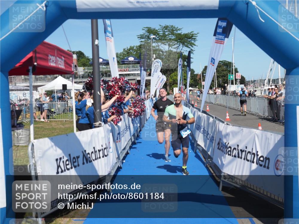 17.08.2025 - KN Förde Triathlon 2025 MichiJ http://msf.ph/oto/8601184 17.08.2025 14:07:08 Laufen 484, 547 meine-sportfotos.de