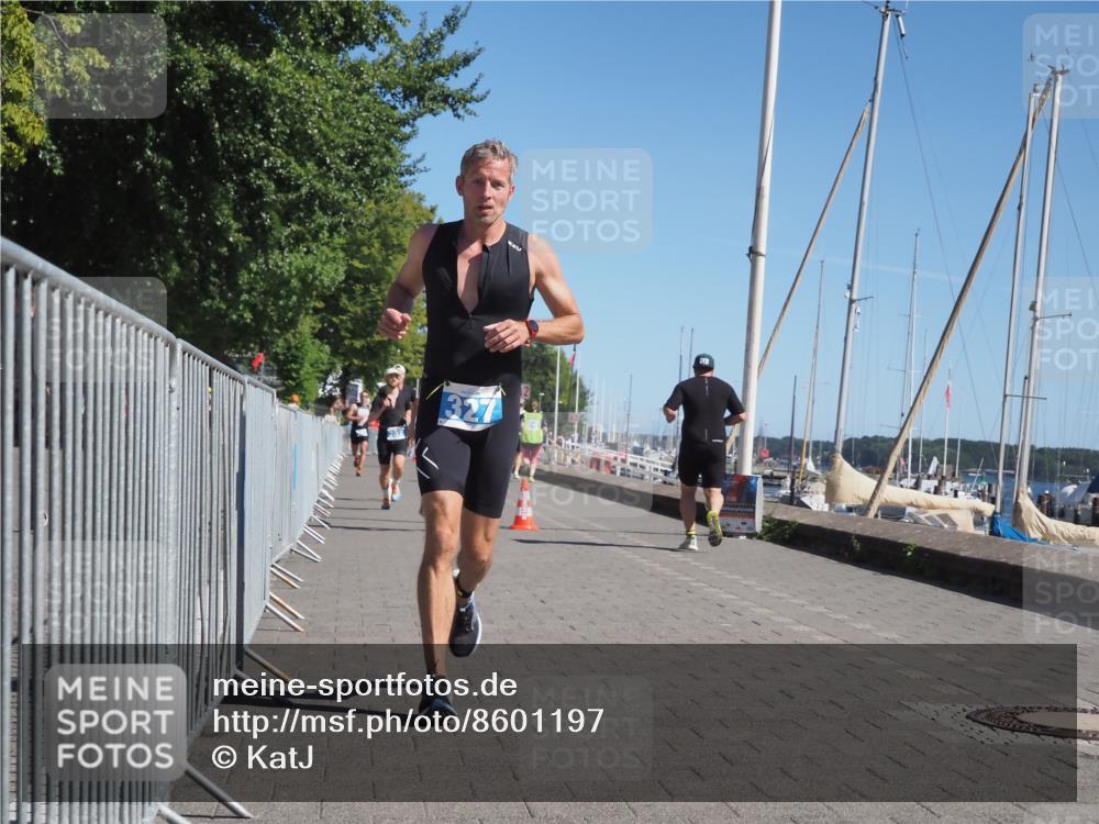 17.08.2025 - KN Förde Triathlon 2025 KatJ http://msf.ph/oto/8601197 17.08.2025 11:53:23 Laufen 265, 283, 327, 341, 379, 638 meine-sportfotos.de