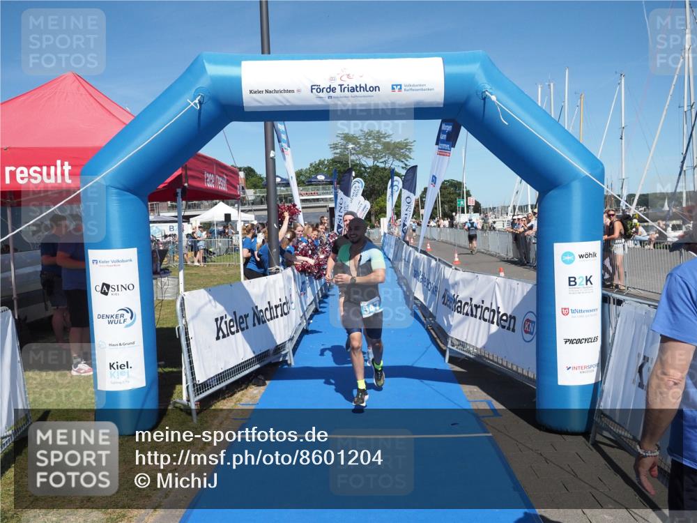 17.08.2025 - KN Förde Triathlon 2025 MichiJ http://msf.ph/oto/8601204 17.08.2025 14:07:09 Laufen 484, 547 meine-sportfotos.de