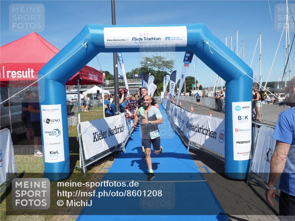 17.08.2025 - KN Förde Triathlon 2025 MichiJ http://msf.ph/oto/8601208 17.08.2025 14:07:09 Laufen 484, 547 meine-sportfotos.de