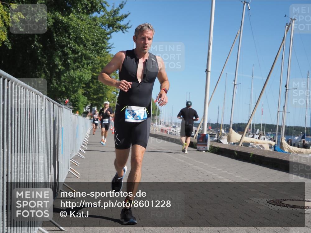 17.08.2025 - KN Förde Triathlon 2025 KatJ http://msf.ph/oto/8601228 17.08.2025 11:53:23 Laufen 265, 283, 327, 341, 379, 638 meine-sportfotos.de