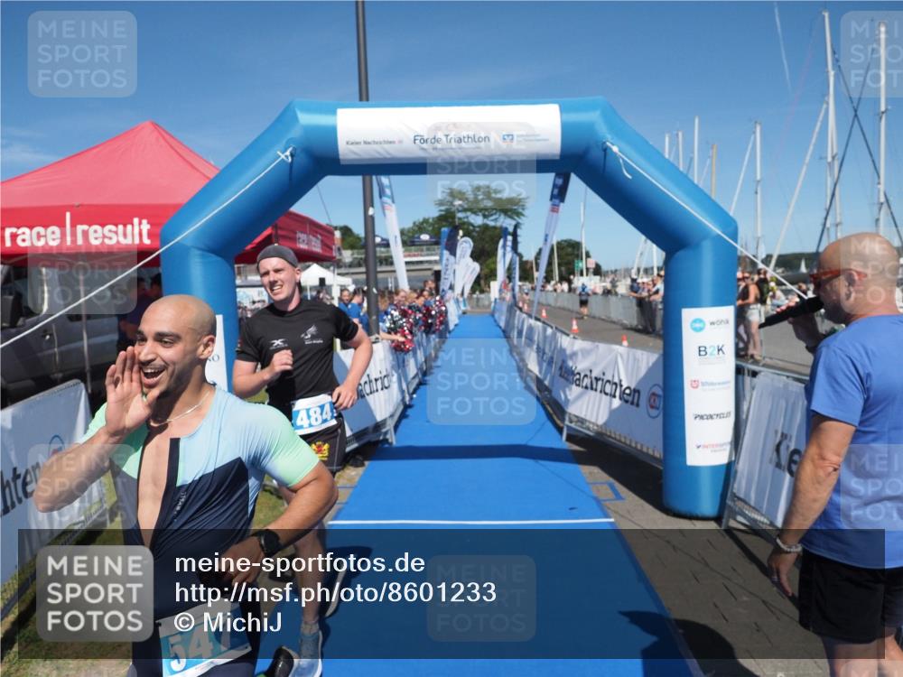 17.08.2025 - KN Förde Triathlon 2025 MichiJ http://msf.ph/oto/8601233 17.08.2025 14:07:10 Laufen 484, 547 meine-sportfotos.de