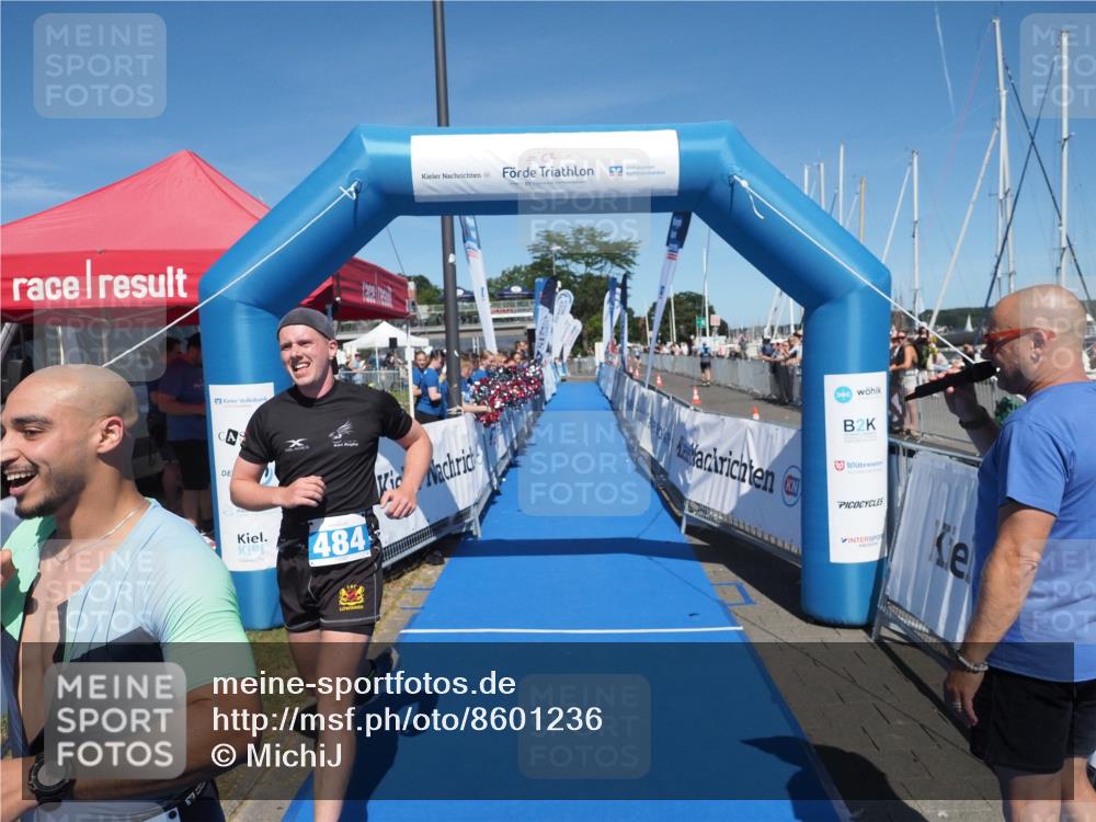 17.08.2025 - KN Förde Triathlon 2025 MichiJ http://msf.ph/oto/8601236 17.08.2025 14:07:10 Laufen 484, 547 meine-sportfotos.de