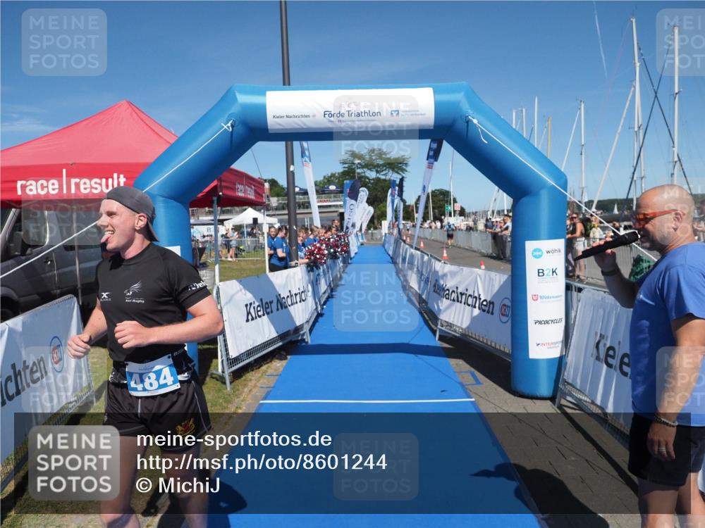 17.08.2025 - KN Förde Triathlon 2025 MichiJ http://msf.ph/oto/8601244 17.08.2025 14:07:10 Laufen 484, 547 meine-sportfotos.de