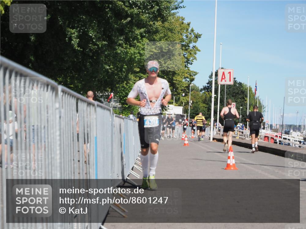 17.08.2025 - KN Förde Triathlon 2025 KatJ http://msf.ph/oto/8601247 17.08.2025 13:42:44 Laufen 439 meine-sportfotos.de