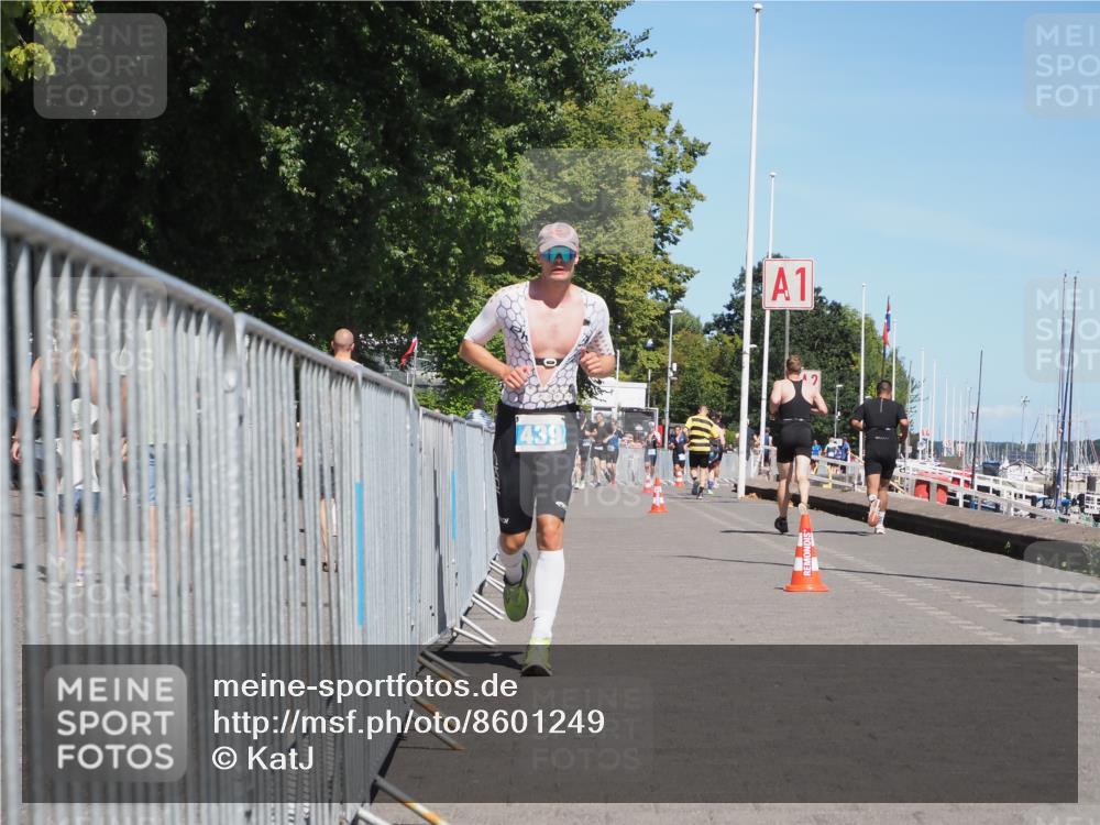 17.08.2025 - KN Förde Triathlon 2025 KatJ http://msf.ph/oto/8601249 17.08.2025 13:42:44 Laufen 439 meine-sportfotos.de