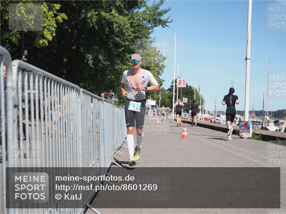 17.08.2025 - KN Förde Triathlon 2025 KatJ http://msf.ph/oto/8601269 17.08.2025 13:42:45 Laufen 439 meine-sportfotos.de