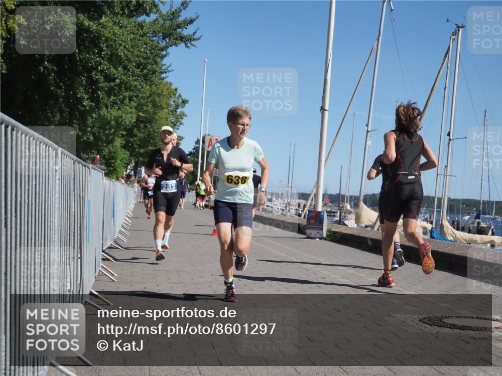17.08.2025 - KN Förde Triathlon 2025 KatJ http://msf.ph/oto/8601297 17.08.2025 11:53:26 Laufen 265, 283, 327, 343, 638 meine-sportfotos.de