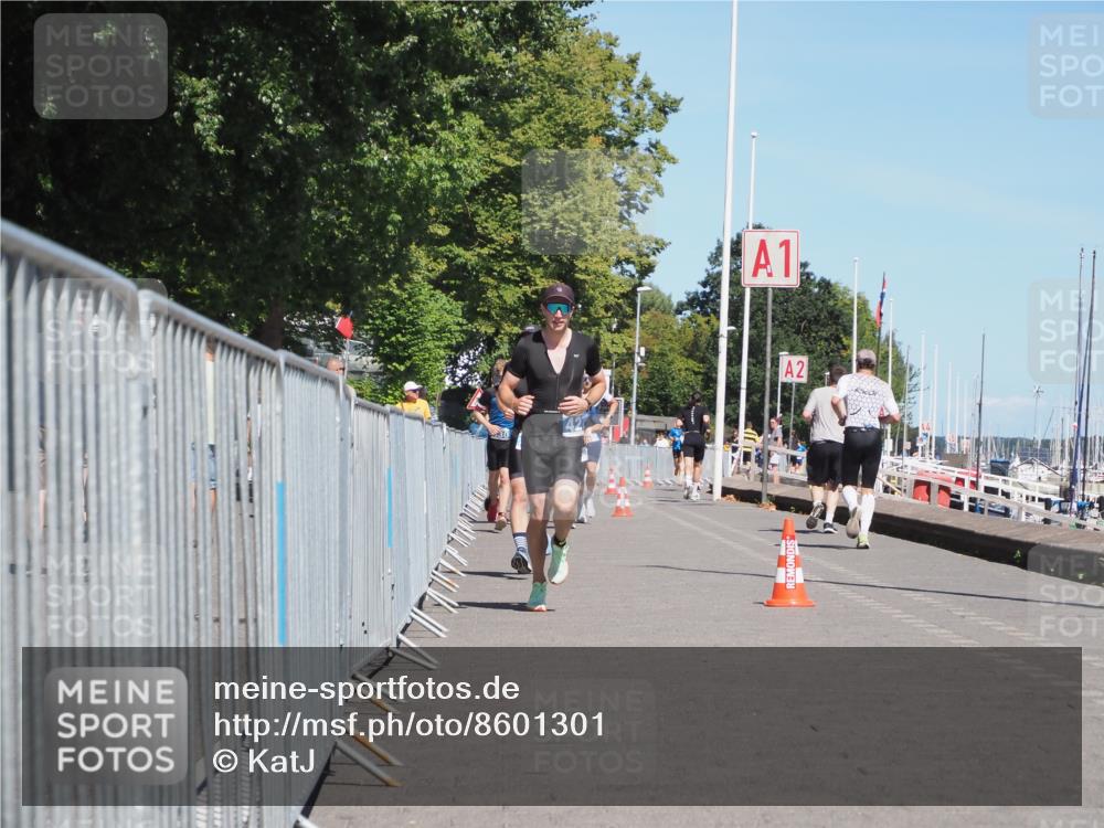 17.08.2025 - KN Förde Triathlon 2025 KatJ http://msf.ph/oto/8601301 17.08.2025 13:42:56 Laufen 427, 494, 498 meine-sportfotos.de