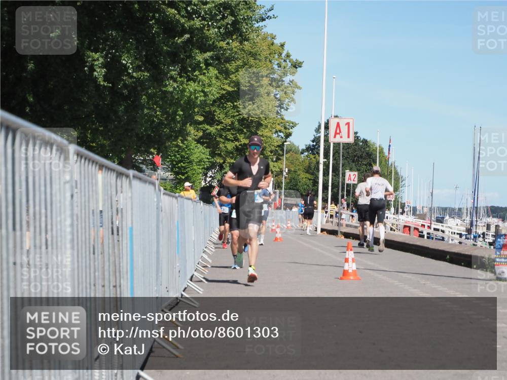 17.08.2025 - KN Förde Triathlon 2025 KatJ http://msf.ph/oto/8601303 17.08.2025 13:42:57 Laufen 420, 427, 494, 498 meine-sportfotos.de
