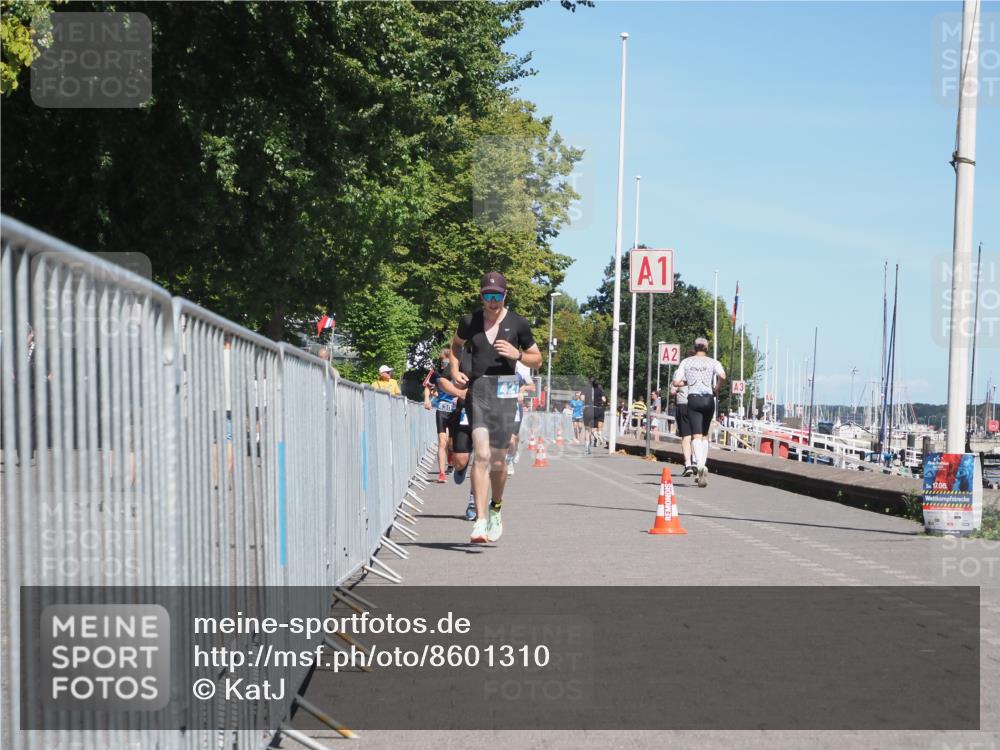 17.08.2025 - KN Förde Triathlon 2025 KatJ http://msf.ph/oto/8601310 17.08.2025 13:42:57 Laufen 420, 427, 494, 498 meine-sportfotos.de