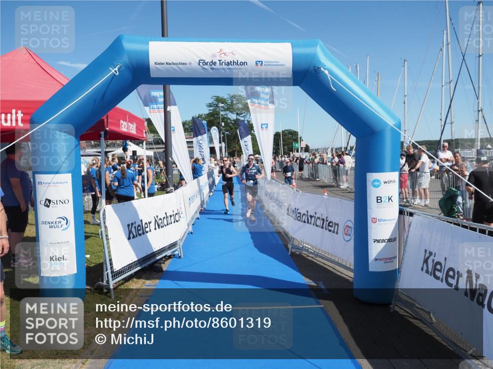 17.08.2025 - KN Förde Triathlon 2025 MichiJ http://msf.ph/oto/8601319 17.08.2025 12:17:54 Laufen 330, 370 meine-sportfotos.de