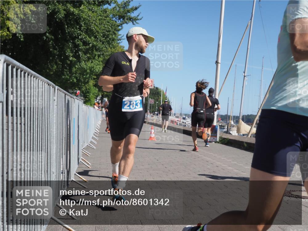 17.08.2025 - KN Förde Triathlon 2025 KatJ http://msf.ph/oto/8601342 17.08.2025 11:53:27 Laufen 265, 283, 343, 638 meine-sportfotos.de