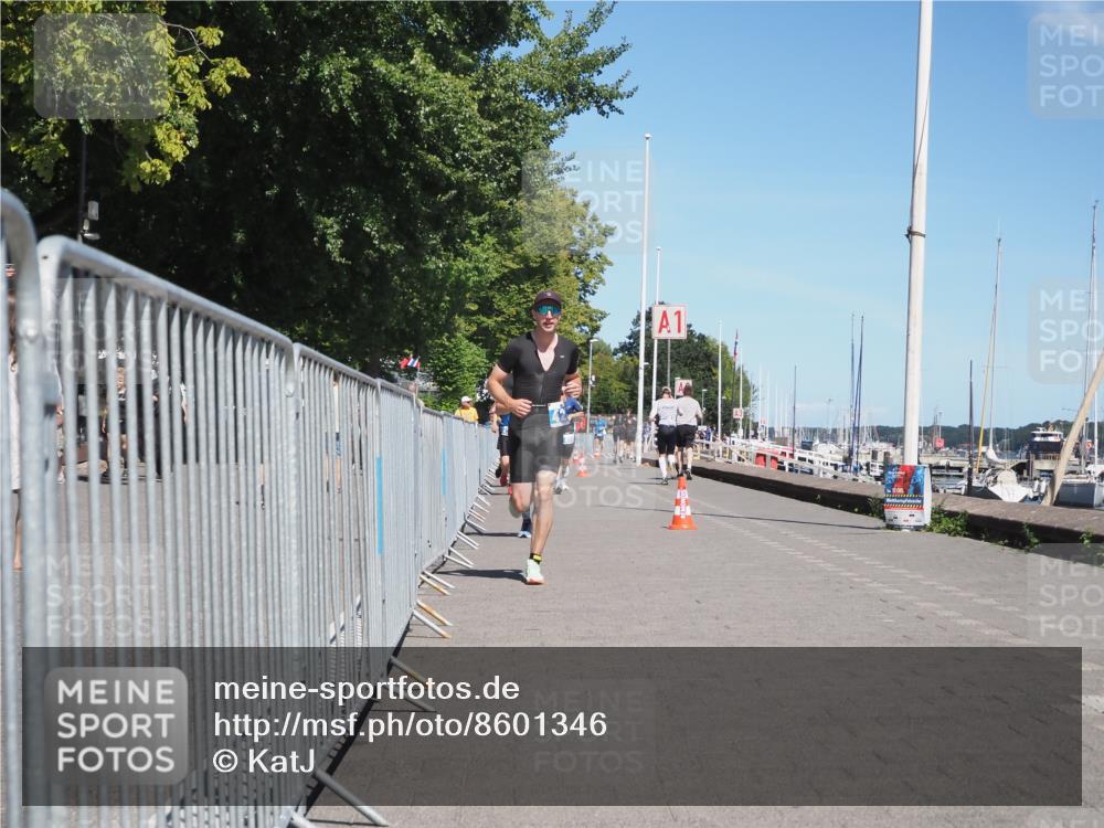 17.08.2025 - KN Förde Triathlon 2025 KatJ http://msf.ph/oto/8601346 17.08.2025 13:42:58 Laufen 420, 427, 430, 494, 498 meine-sportfotos.de