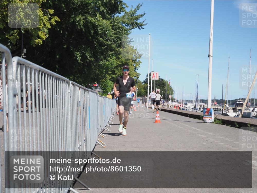 17.08.2025 - KN Förde Triathlon 2025 KatJ http://msf.ph/oto/8601350 17.08.2025 13:42:58 Laufen 420, 427, 430, 494, 498 meine-sportfotos.de