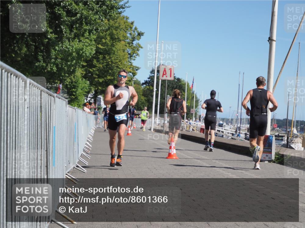 17.08.2025 - KN Förde Triathlon 2025 KatJ http://msf.ph/oto/8601366 17.08.2025 11:53:30 Laufen 265, 283, 343 meine-sportfotos.de