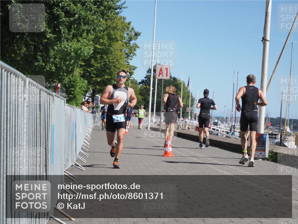 17.08.2025 - KN Förde Triathlon 2025 KatJ http://msf.ph/oto/8601371 17.08.2025 11:53:30 Laufen 265, 283, 343 meine-sportfotos.de