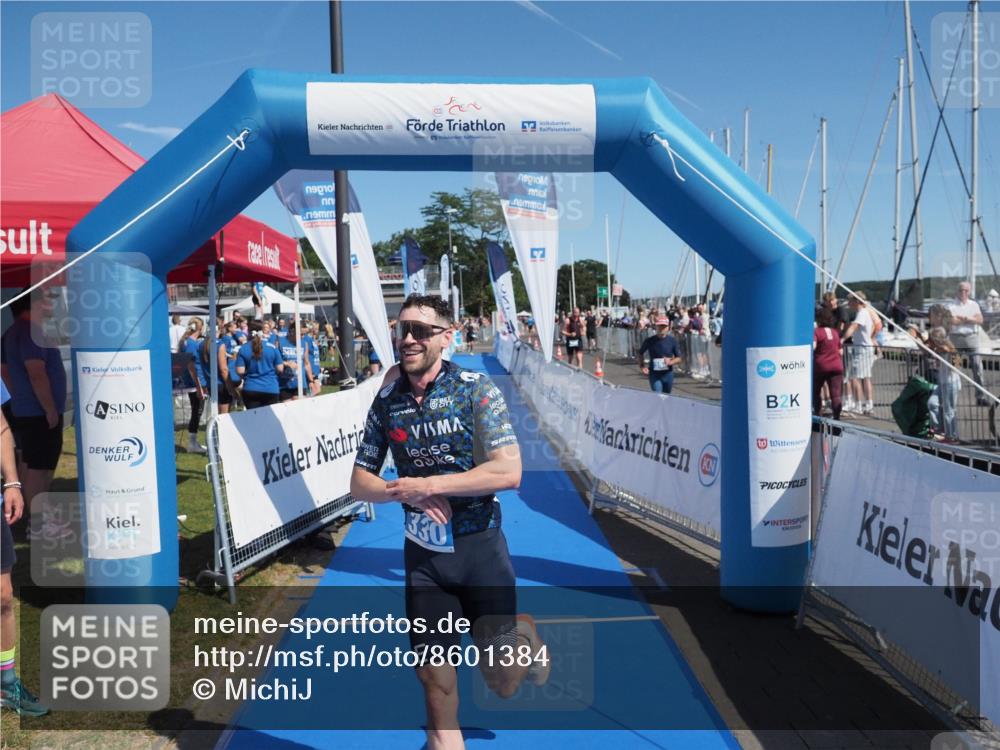 17.08.2025 - KN Förde Triathlon 2025 MichiJ http://msf.ph/oto/8601384 17.08.2025 12:17:57 Laufen 330, 370 meine-sportfotos.de
