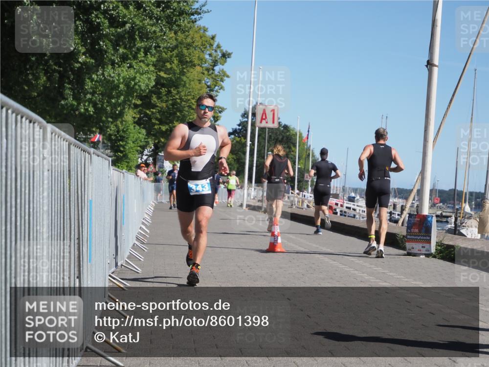 17.08.2025 - KN Förde Triathlon 2025 KatJ http://msf.ph/oto/8601398 17.08.2025 11:53:31 Laufen 265, 343 meine-sportfotos.de