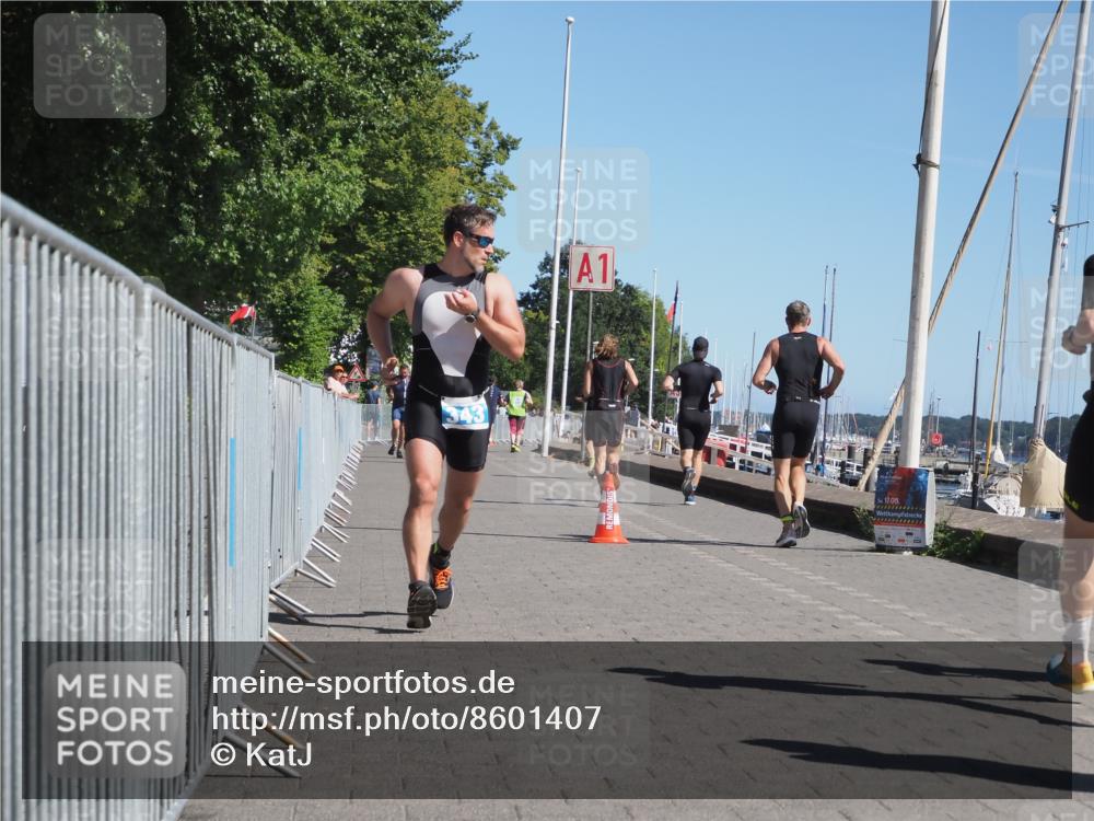 17.08.2025 - KN Förde Triathlon 2025 KatJ http://msf.ph/oto/8601407 17.08.2025 11:53:31 Laufen 265, 343 meine-sportfotos.de