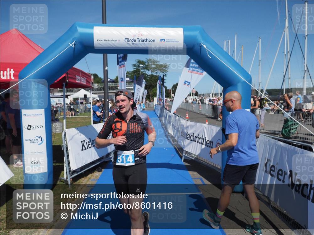 17.08.2025 - KN Förde Triathlon 2025 MichiJ http://msf.ph/oto/8601416 17.08.2025 14:08:19 Laufen 514 meine-sportfotos.de