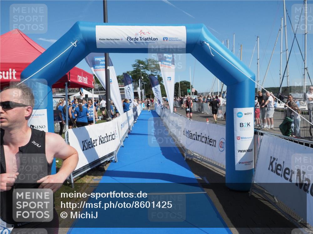 17.08.2025 - KN Förde Triathlon 2025 MichiJ http://msf.ph/oto/8601425 17.08.2025 12:17:58 Laufen 330, 370 meine-sportfotos.de