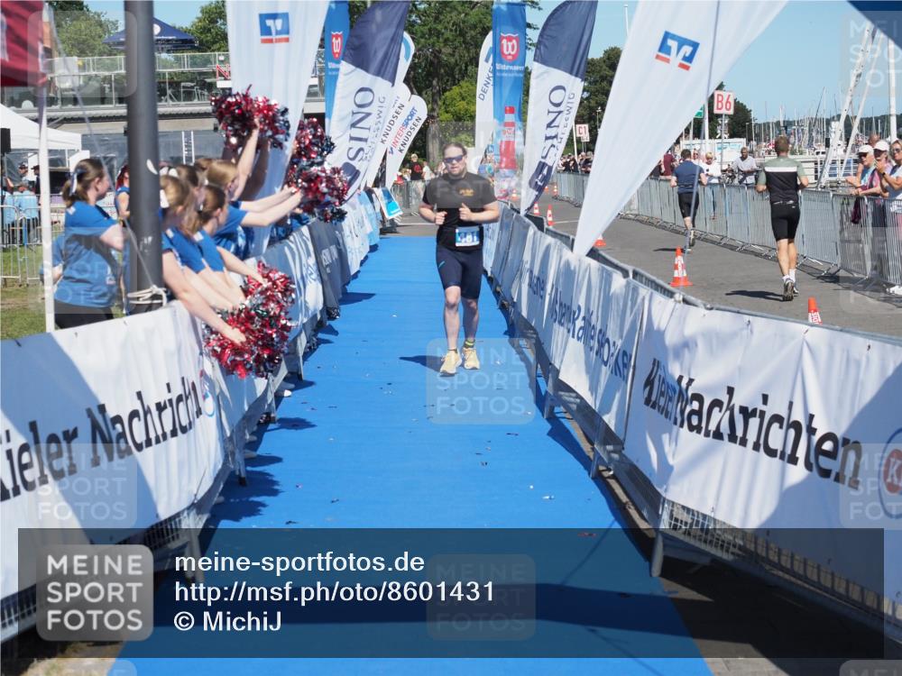17.08.2025 - KN Förde Triathlon 2025 MichiJ http://msf.ph/oto/8601431 17.08.2025 14:09:25 Laufen 481 meine-sportfotos.de