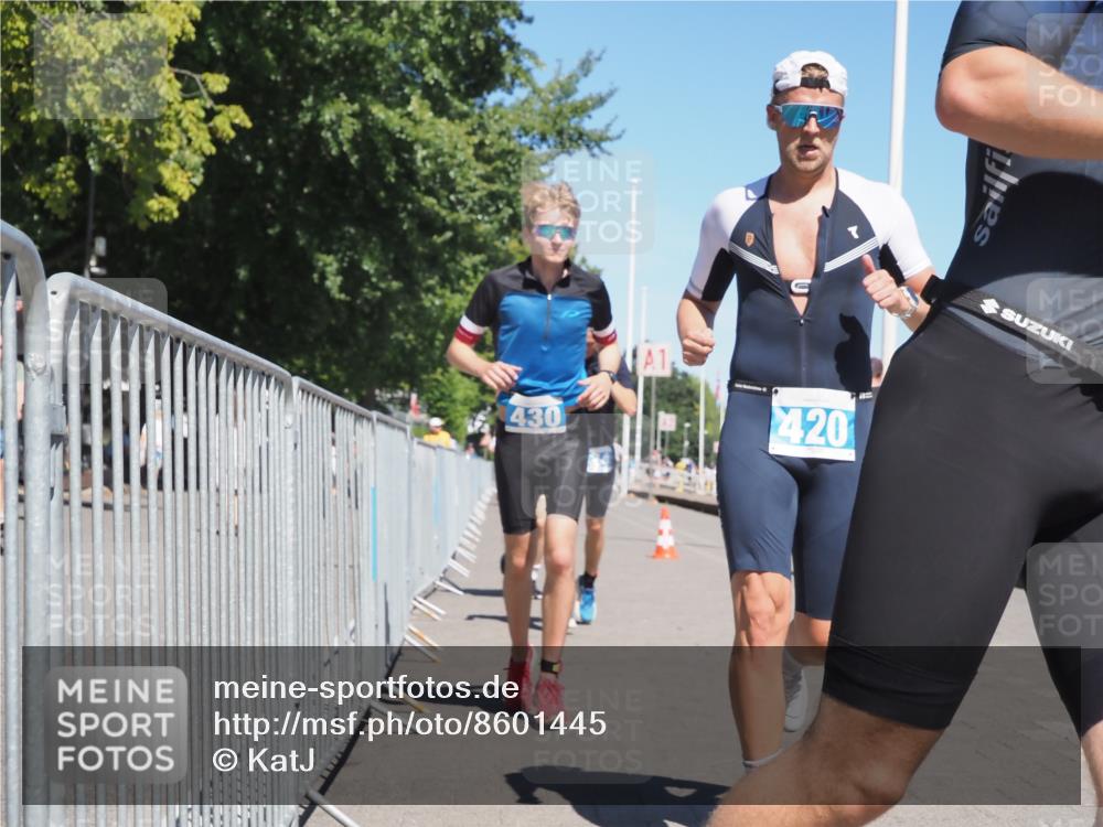 17.08.2025 - KN Förde Triathlon 2025 KatJ http://msf.ph/oto/8601445 17.08.2025 13:43:06 Laufen 420, 424, 430, 487, 498, 509 meine-sportfotos.de