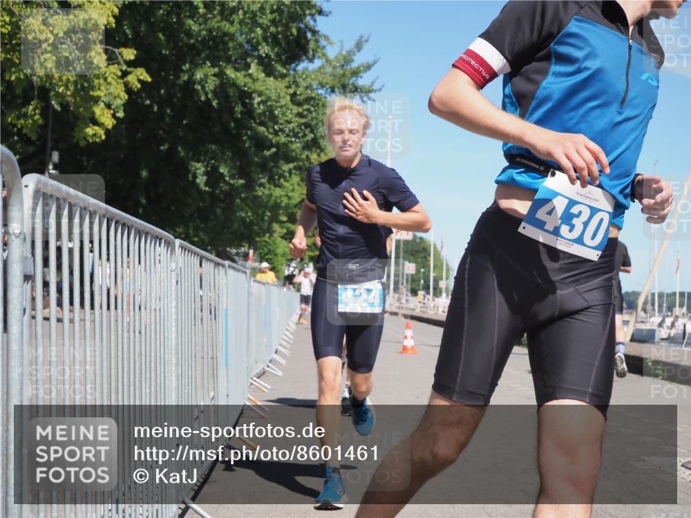 17.08.2025 - KN Förde Triathlon 2025 KatJ http://msf.ph/oto/8601461 17.08.2025 13:43:08 Laufen 420, 424, 430, 487, 498, 509 meine-sportfotos.de
