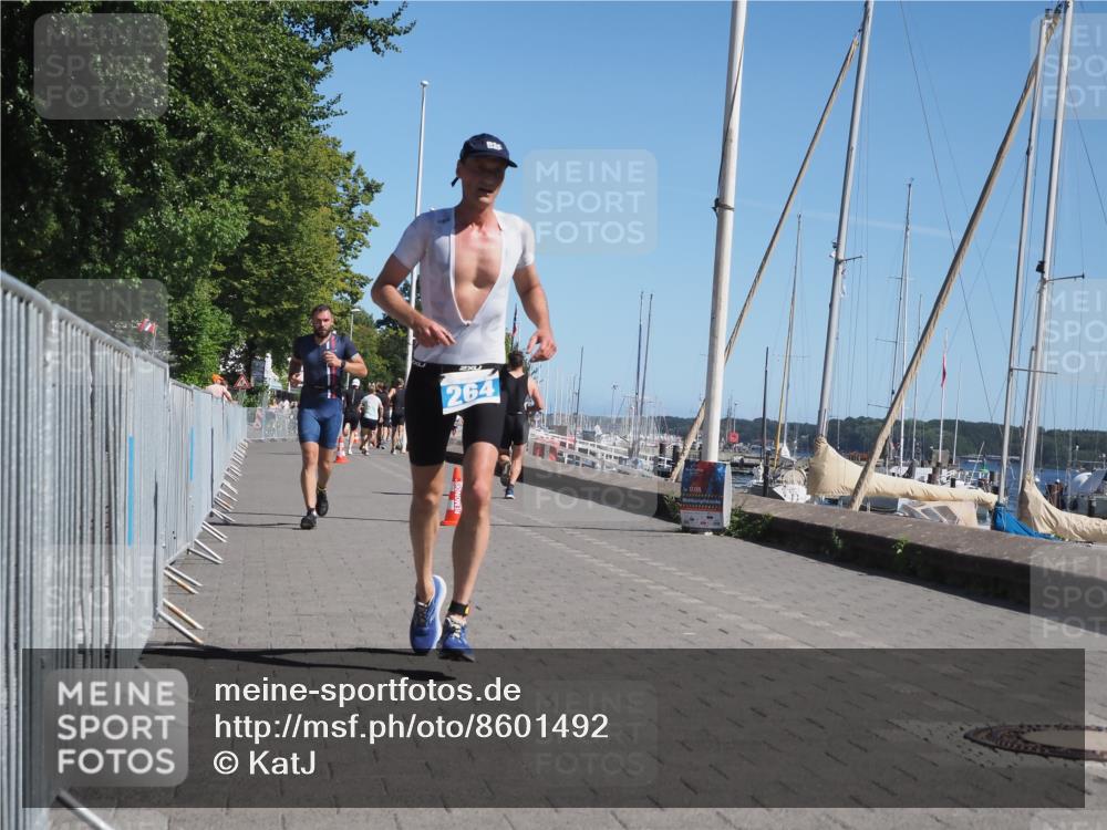 17.08.2025 - KN Förde Triathlon 2025 KatJ http://msf.ph/oto/8601492 17.08.2025 11:53:42 Laufen 264, 334 meine-sportfotos.de
