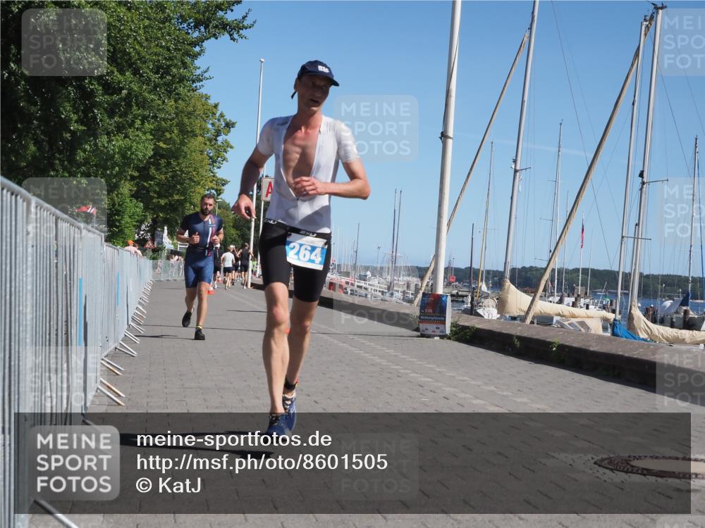 17.08.2025 - KN Förde Triathlon 2025 KatJ http://msf.ph/oto/8601505 17.08.2025 11:53:43 Laufen 264, 334 meine-sportfotos.de