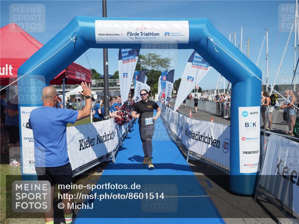 17.08.2025 - KN Förde Triathlon 2025 MichiJ http://msf.ph/oto/8601514 17.08.2025 14:09:27 Laufen 481 meine-sportfotos.de