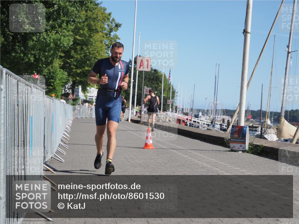 17.08.2025 - KN Förde Triathlon 2025 KatJ http://msf.ph/oto/8601530 17.08.2025 11:53:45 Laufen 264, 334 meine-sportfotos.de