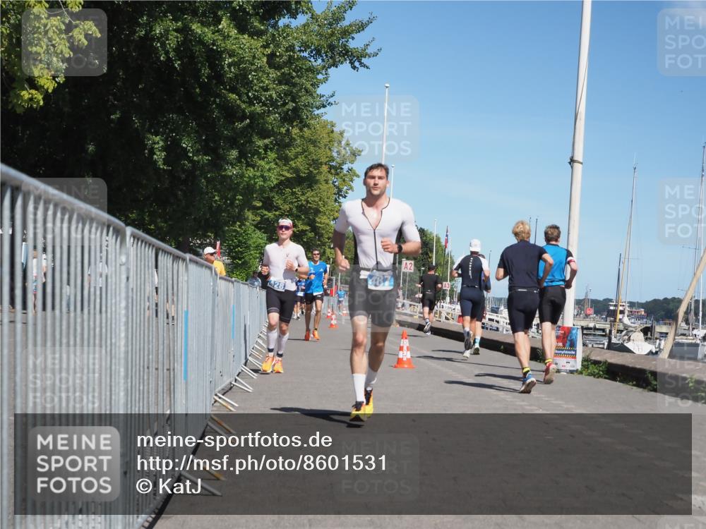 17.08.2025 - KN Förde Triathlon 2025 KatJ http://msf.ph/oto/8601531 17.08.2025 13:43:14 Laufen 428, 455, 487 meine-sportfotos.de