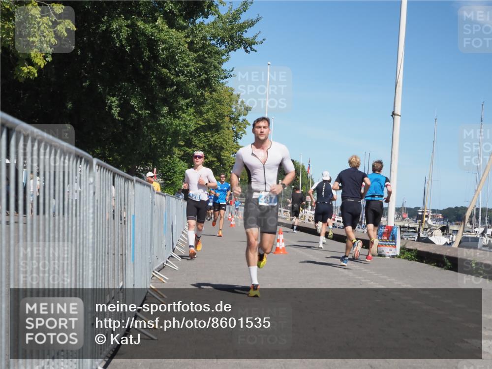 17.08.2025 - KN Förde Triathlon 2025 KatJ http://msf.ph/oto/8601535 17.08.2025 13:43:14 Laufen 428, 455, 487 meine-sportfotos.de