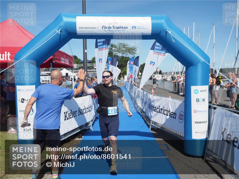 17.08.2025 - KN Förde Triathlon 2025 MichiJ http://msf.ph/oto/8601541 17.08.2025 14:09:28 Laufen 481 meine-sportfotos.de